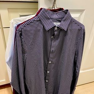Batch of 5 Mizzen and Main dress shirts size M- barely worn!!